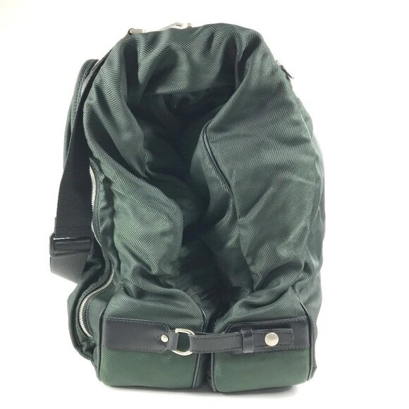 LOUIS VUITTON M30704 Taiga Portable Cinq Centre Garment Case, 2-Way Hand Bag - Picture 3 of 15